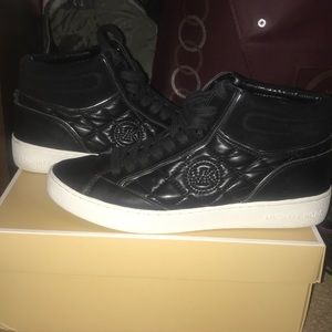 Michael Kors (MK) Sneakers